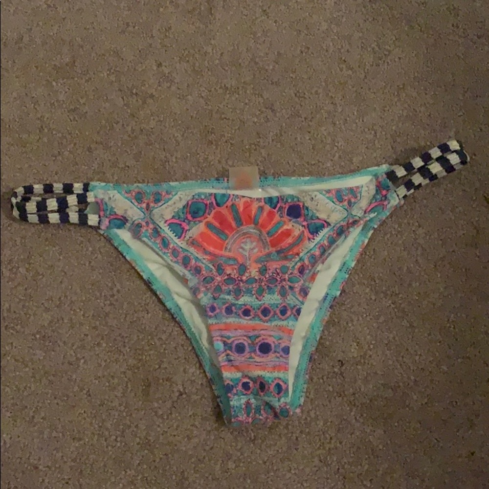 Billabong bikini bottoms